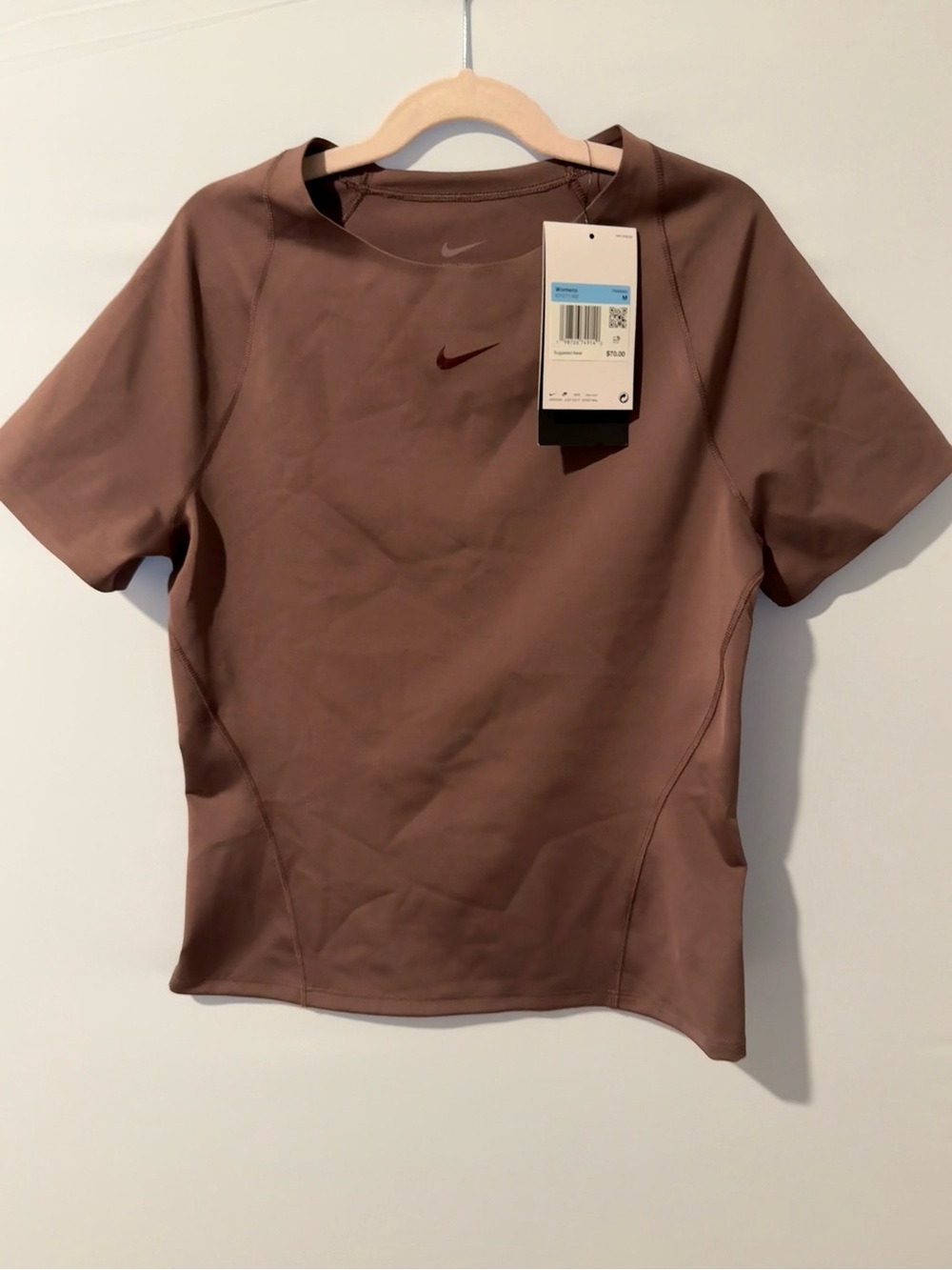 Nike Universa Dri-FIT Women’s Short Sleeve Top Brown M NWT $70